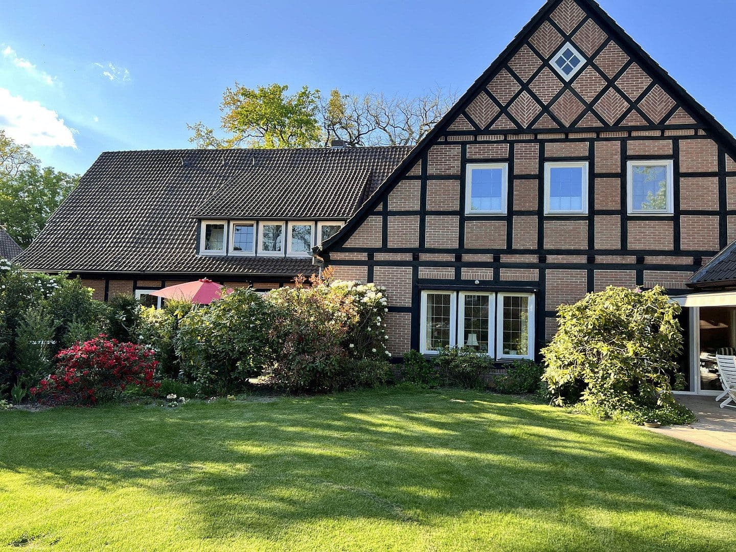 Prenájom bytu 3-izbový 116 m², An der Hofkoppel 6 a, Bad Bevensen, Dolné Sasko Prenájom bytu 3-izbový 116 m², An der Hofkoppel 6 a, Bad Bevensen, Dolné Sasko