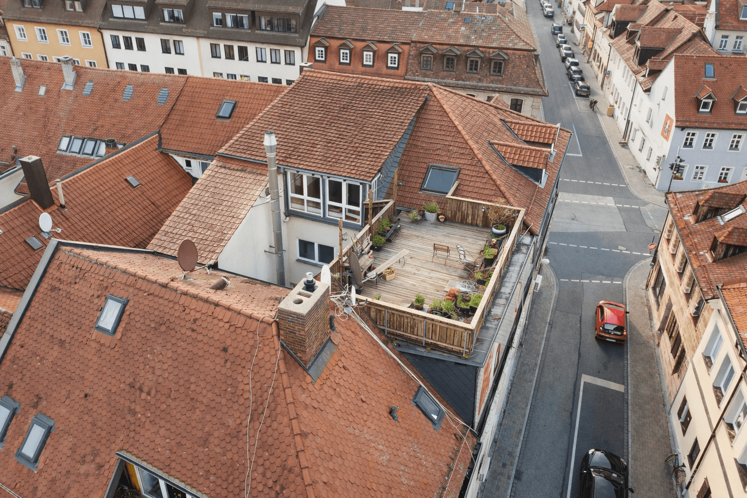 Prenájom bytu 4-izbový 151 m², Westliche Stadtmauerstraße 64, Erlangen, Bavorsko Prenájom bytu 4-izbový 151 m², Westliche Stadtmauerstraße 64, Erlangen, Bavorsko