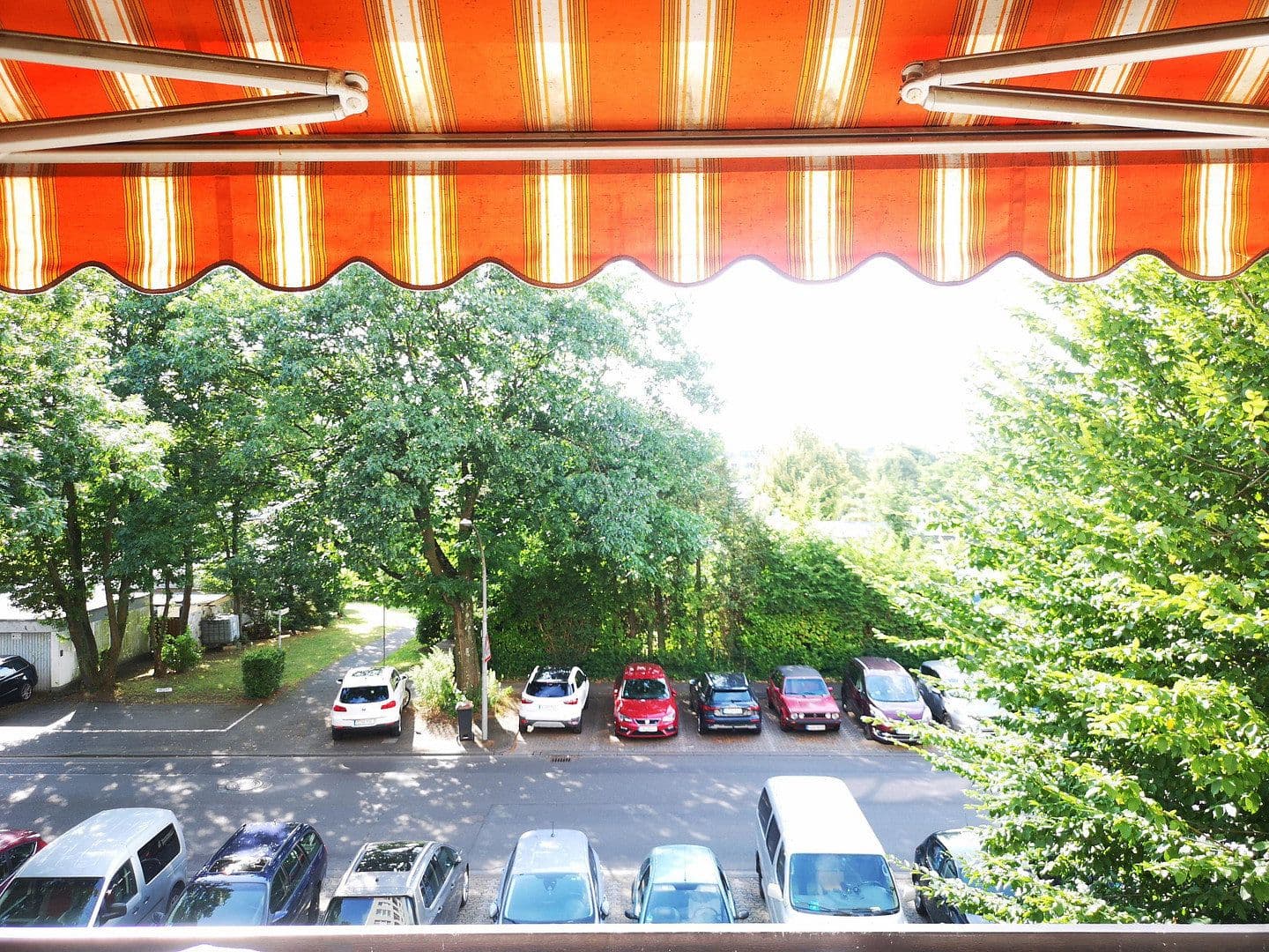 Predaj bytu 4-izbový 89 m², Europaring 9, Köln, Severné Porýnie - Westfálsko Predaj bytu 4-izbový 89 m², Europaring 9, Köln, Severné Porýnie - Westfálsko