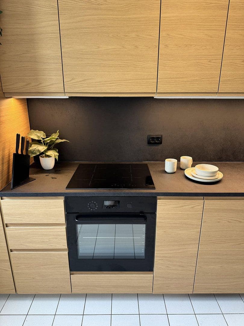 Prenájom bytu 2-izbový 58 m², Bahnhofstraße 3, Berlin, Berlín Prenájom bytu 2-izbový 58 m², Bahnhofstraße 3, Berlin, Berlín