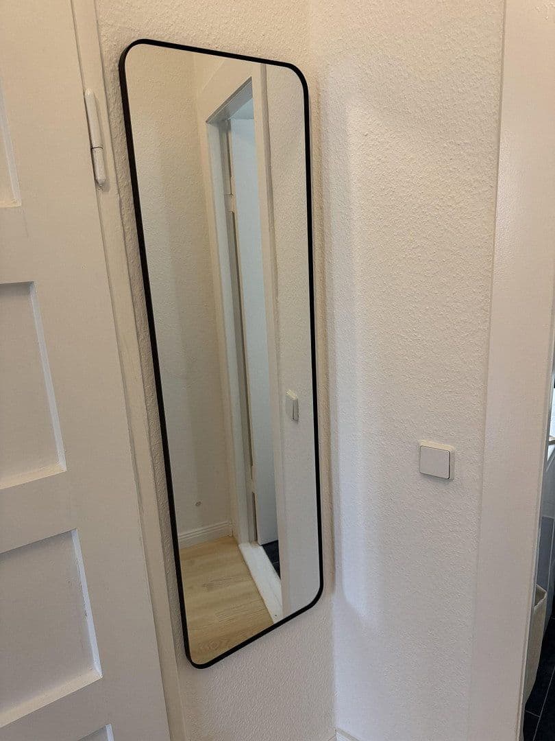 Prenájom bytu 2-izbový 58 m², Bahnhofstraße 3, Berlin, Berlín Prenájom bytu 2-izbový 58 m², Bahnhofstraße 3, Berlin, Berlín