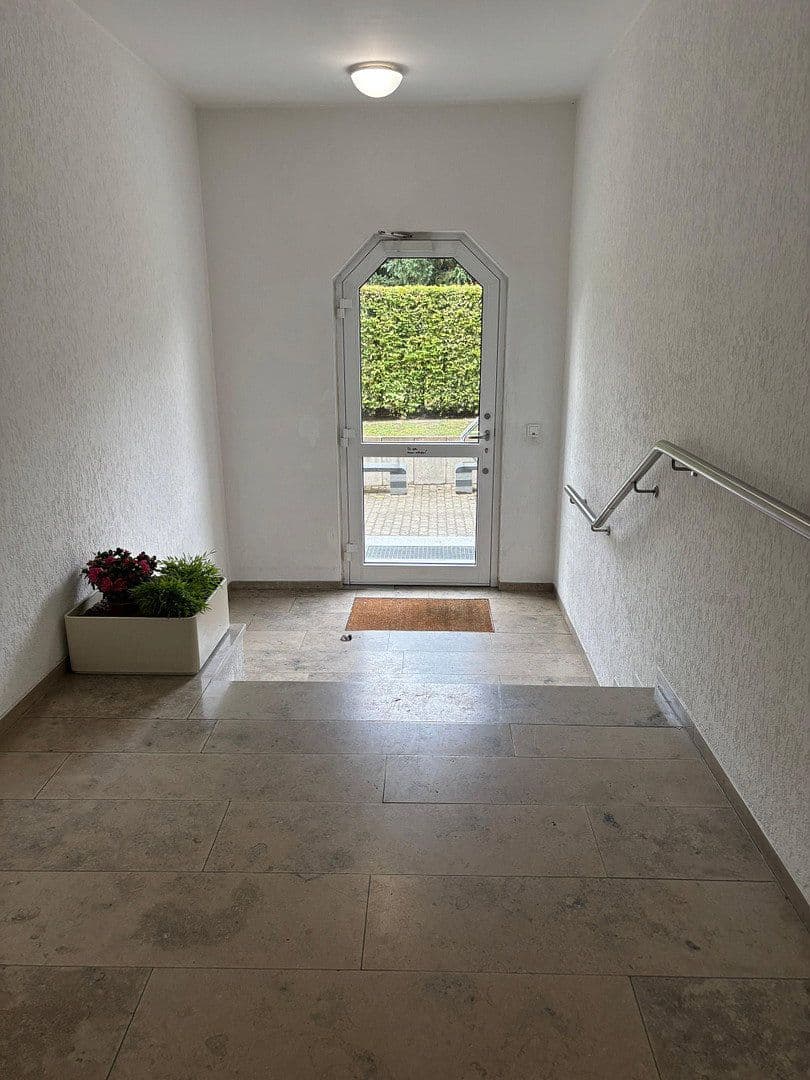 Prenájom bytu 1-izbový 34 m², Kaarster Straße 230C, Neuss, Severné Porýnie - Westfálsko Prenájom bytu 1-izbový 34 m², Kaarster Straße 230C, Neuss, Severné Porýnie - Westfálsko