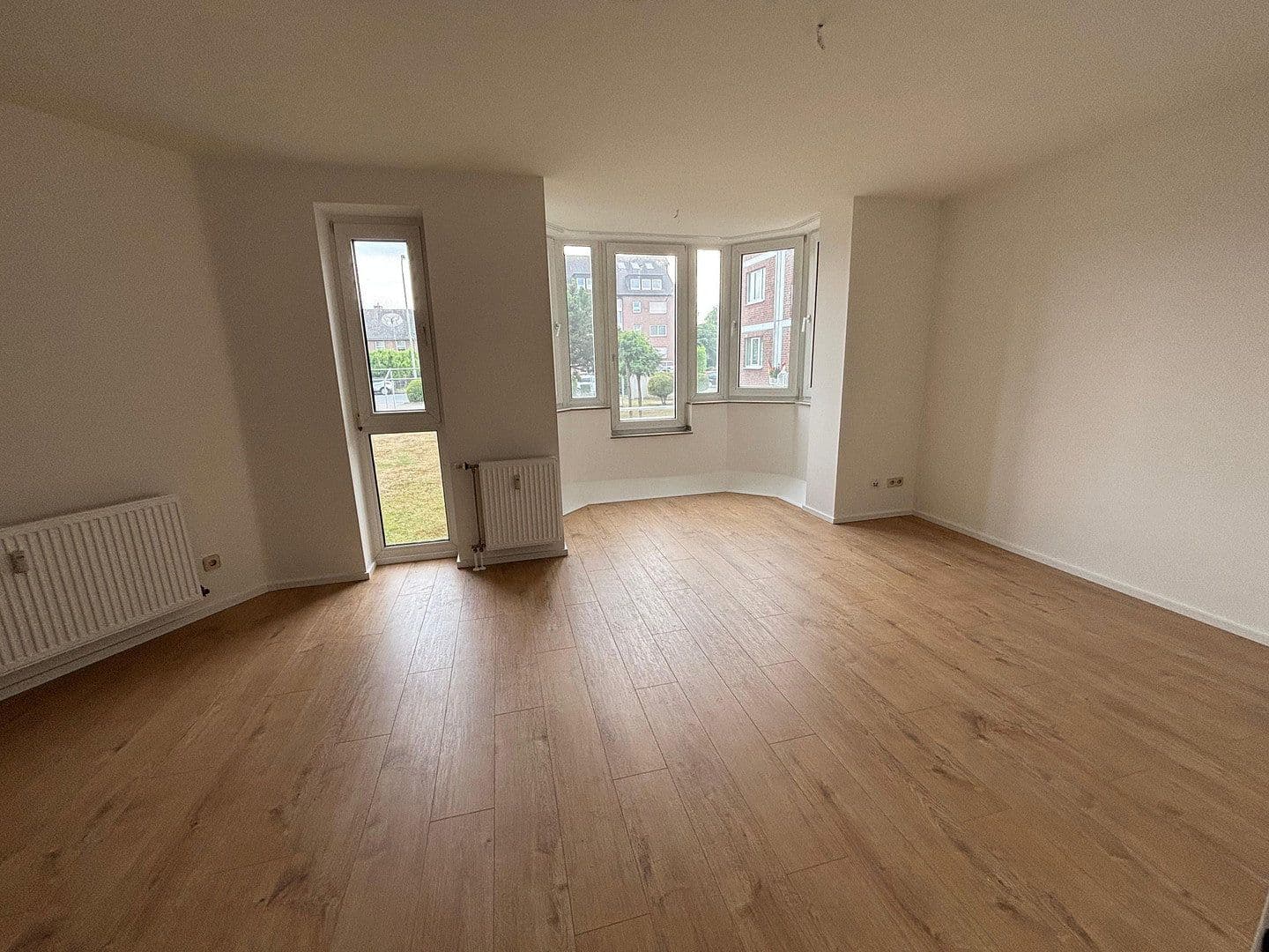 Prenájom bytu 1-izbový 34 m², Kaarster Straße 230C, Neuss, Severné Porýnie - Westfálsko Prenájom bytu 1-izbový 34 m², Kaarster Straße 230C, Neuss, Severné Porýnie - Westfálsko