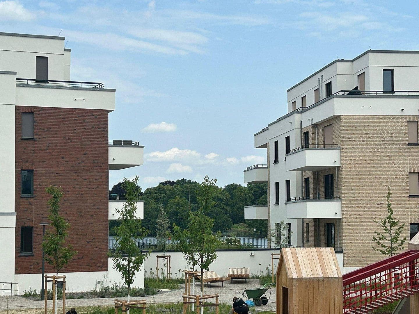 Prenájom bytu 2-izbový 60 m², Regattastraße 9, Berlin, Berlín Prenájom bytu 2-izbový 60 m², Regattastraße 9, Berlin, Berlín