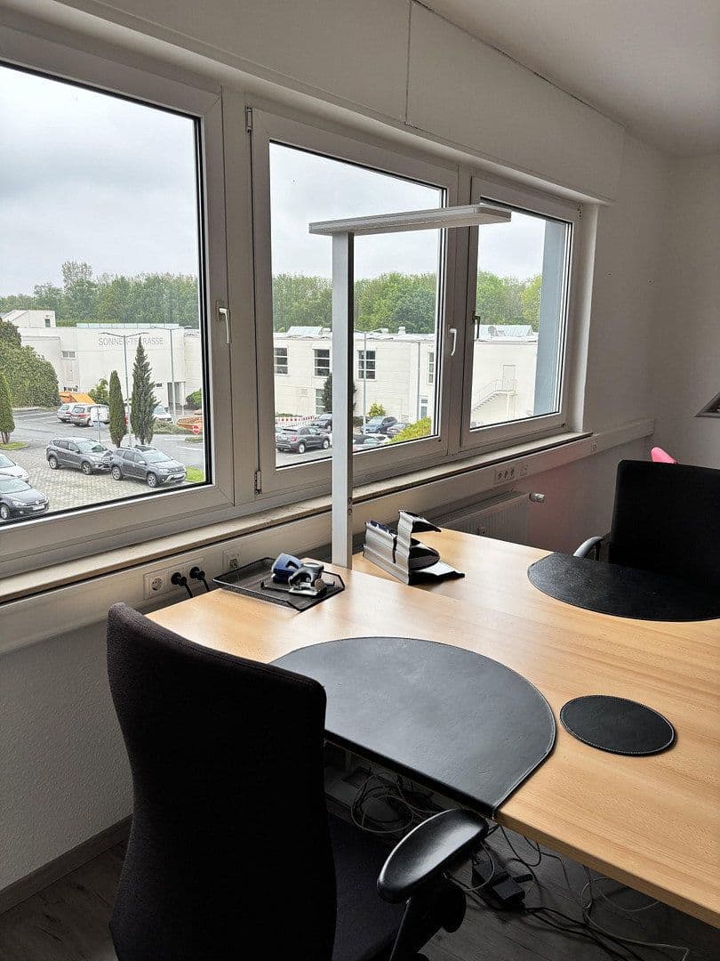 Prenájom kancelárie 111 m², Harpener Feld 33, Bochum, Severné Porýnie - Westfálsko Prenájom kancelárie 111 m², Harpener Feld 33, Bochum, Severné Porýnie - Westfálsko