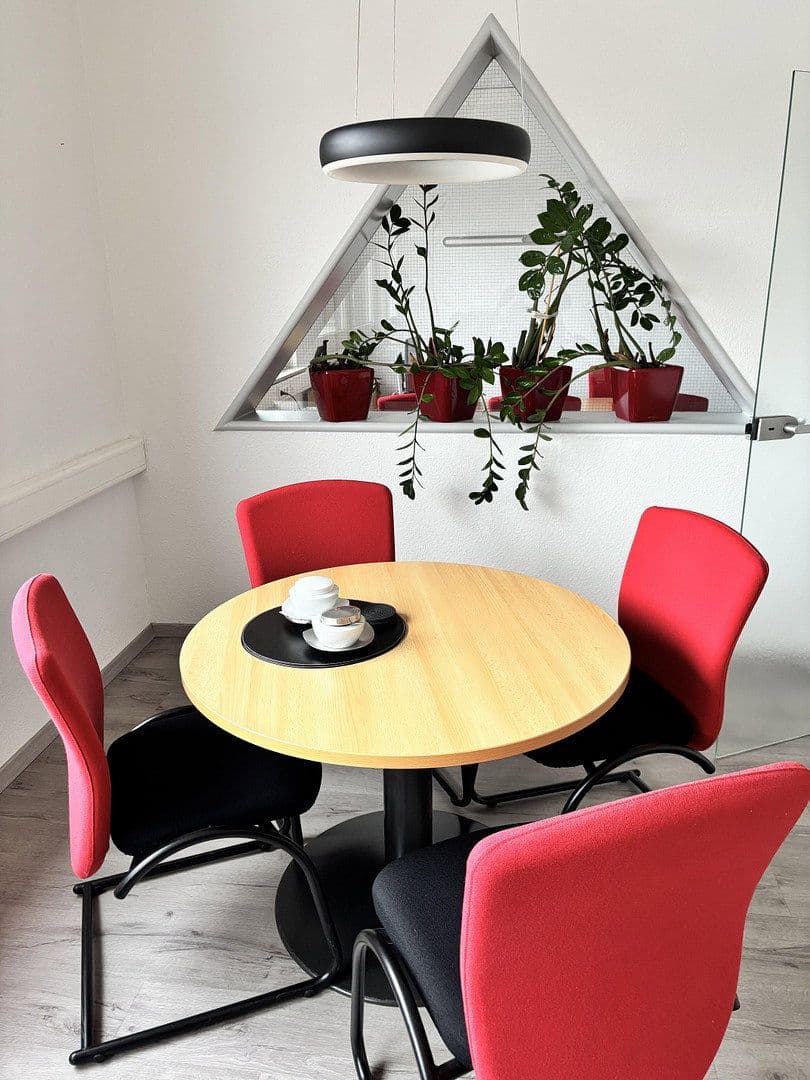 Prenájom kancelárie 111 m², Harpener Feld 33, Bochum, Severné Porýnie - Westfálsko Prenájom kancelárie 111 m², Harpener Feld 33, Bochum, Severné Porýnie - Westfálsko