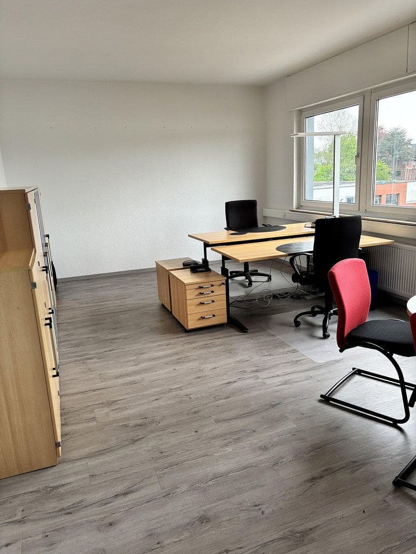 Prenájom kancelárie 111 m², Harpener Feld 33, Bochum, Severné Porýnie - Westfálsko Prenájom kancelárie 111 m², Harpener Feld 33, Bochum, Severné Porýnie - Westfálsko