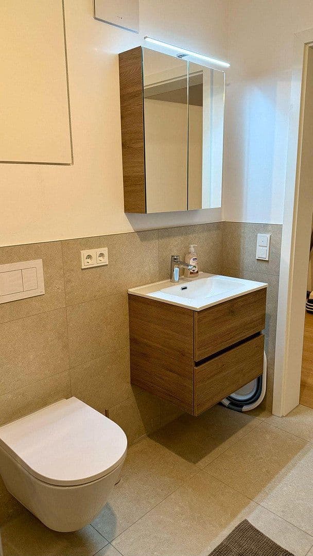 Prenájom bytu 1-izbový 43 m², Langenzenn, Bavorsko Prenájom bytu 1-izbový 43 m², Langenzenn, Bavorsko