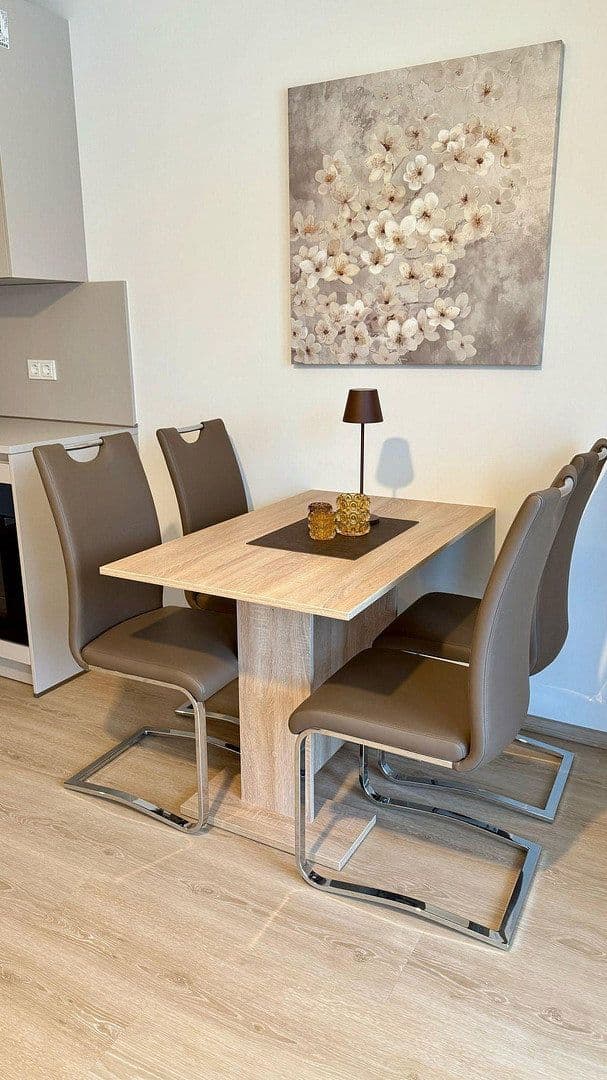 Prenájom bytu 1-izbový 43 m², Langenzenn, Bavorsko Prenájom bytu 1-izbový 43 m², Langenzenn, Bavorsko