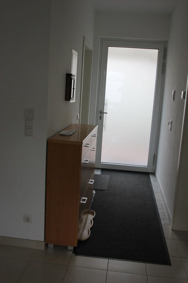 Prenájom bytu 2-izbový 65 m², Gluckallee 5, Falkensee, Brandenbursko Prenájom bytu 2-izbový 65 m², Gluckallee 5, Falkensee, Brandenbursko