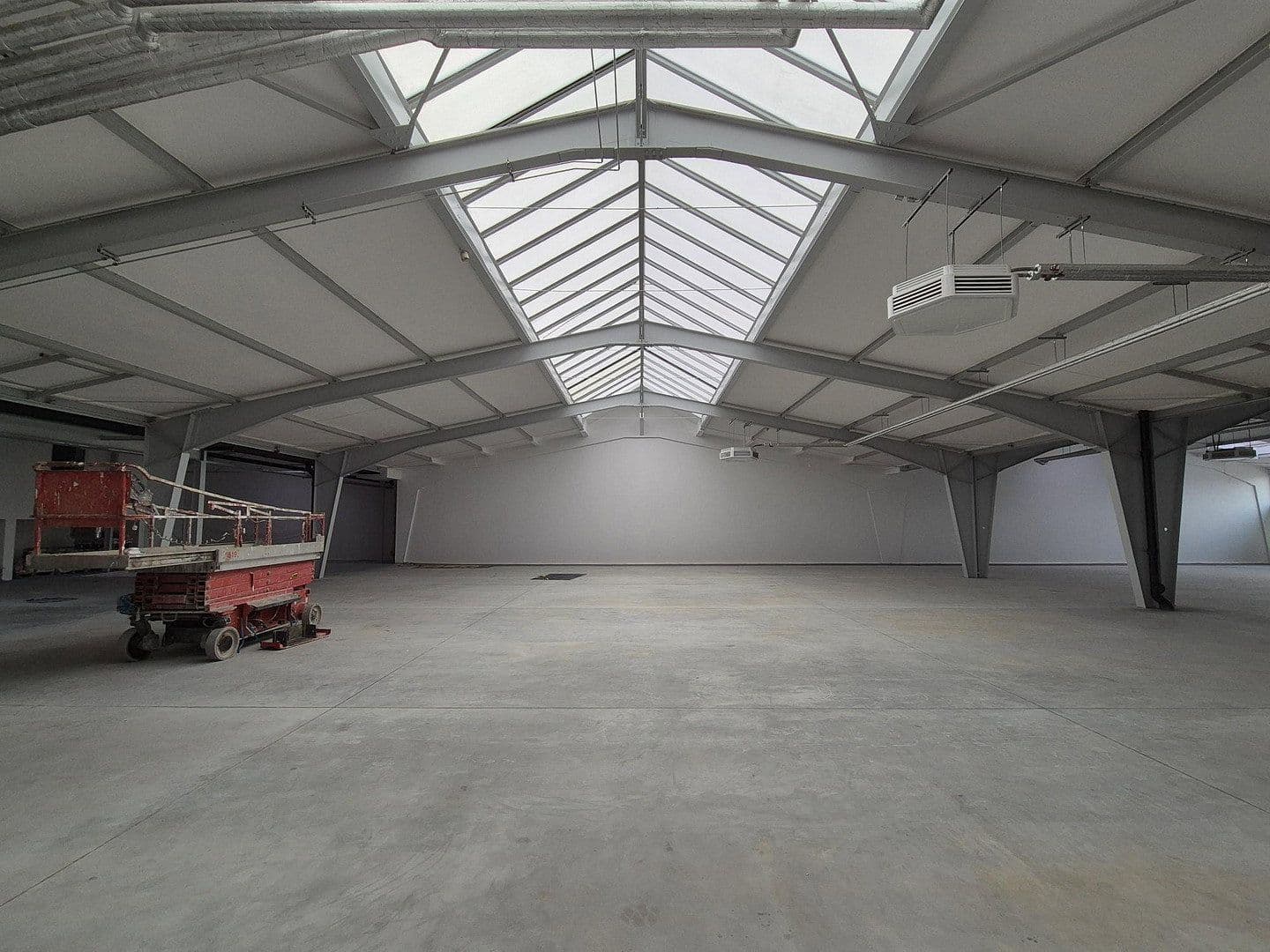 Prenájom nebytového priestoru 10.000 m², Bosenheimer Straße 280, Bad Kreuznach, Porýnie-Falcko Prenájom nebytového priestoru 10.000 m², Bosenheimer Straße 280, Bad Kreuznach, Porýnie-Falcko