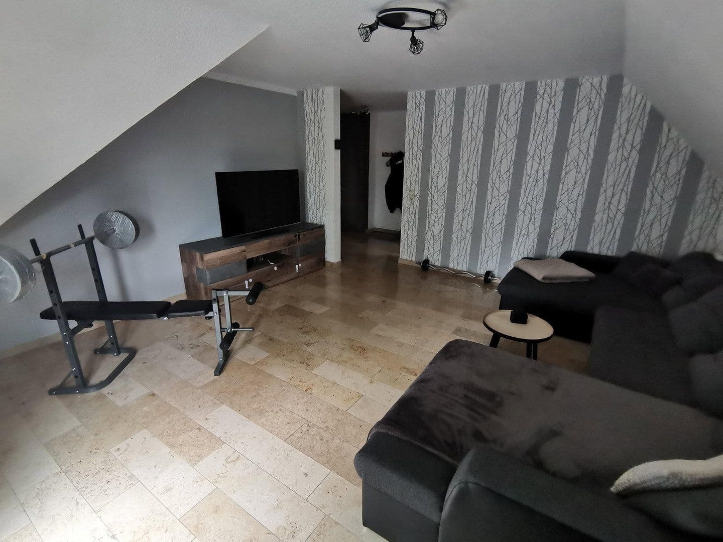 Prenájom bytu 4-izbový 97 m², Schleswiger Straße 38 a, Heide, Šlezvicko-Holštajnsko Prenájom bytu 4-izbový 97 m², Schleswiger Straße 38 a, Heide, Šlezvicko-Holštajnsko