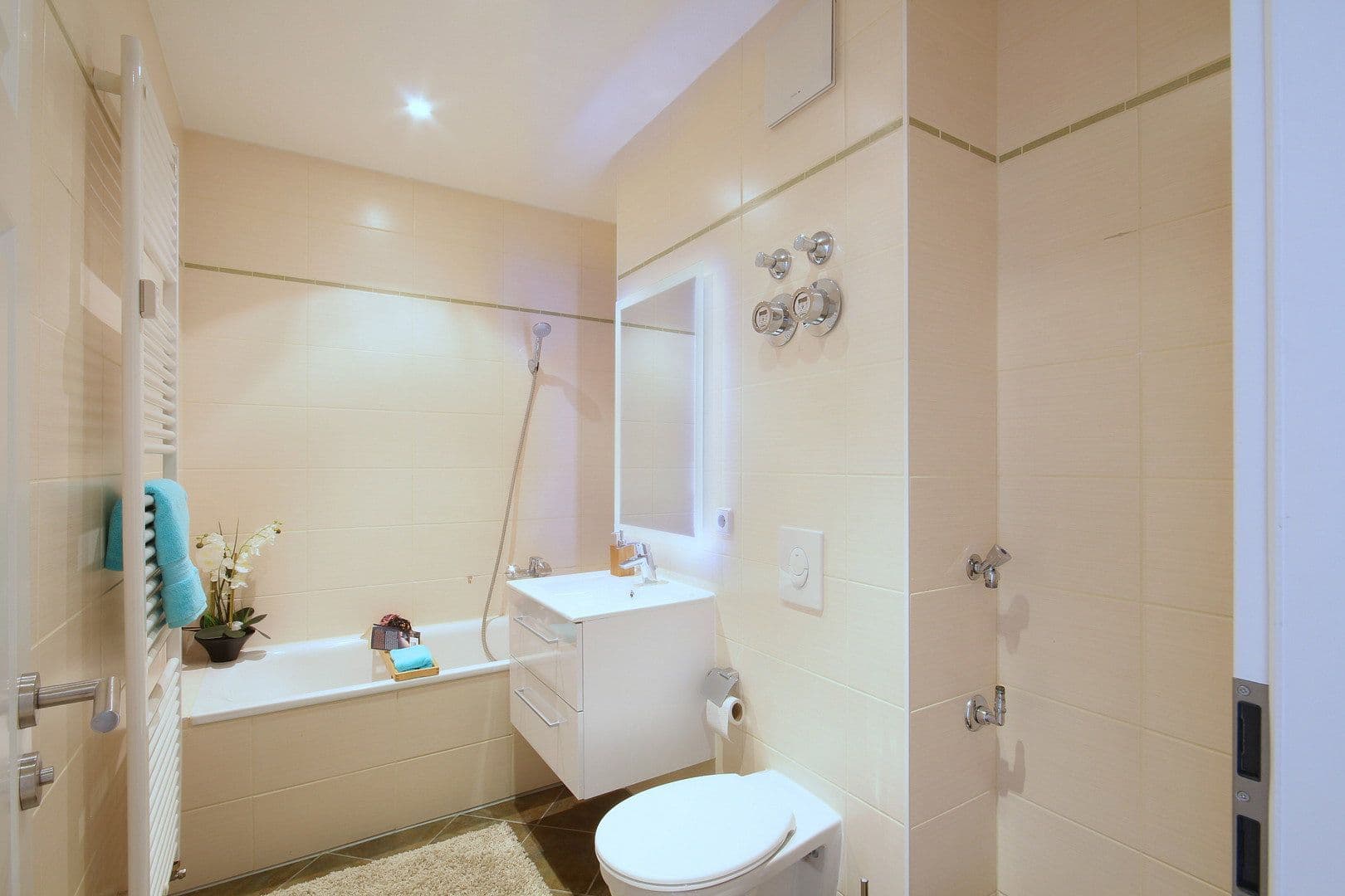 Predaj bytu 3-izbový 64 m², Mockauer Straße 68, Leipzig, Sasko Predaj bytu 3-izbový 64 m², Mockauer Straße 68, Leipzig, Sasko