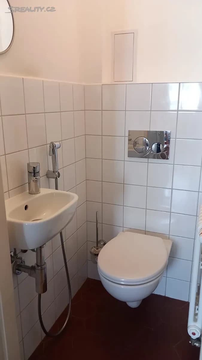 Predaj bytu 3-izbový 73 m², Vrázova, Praha, Praha Predaj bytu 3-izbový 73 m², Vrázova, Praha, Praha