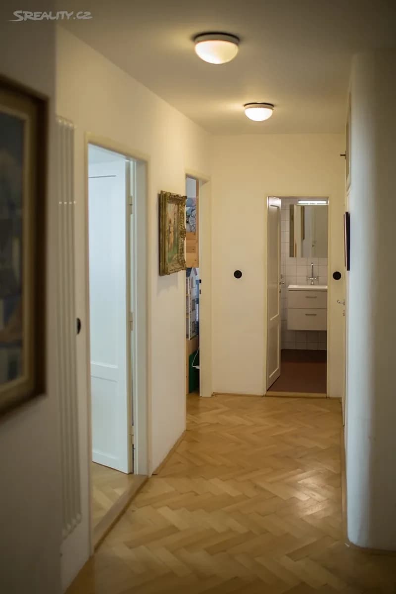Predaj bytu 3-izbový 73 m², Vrázova, Praha, Praha Predaj bytu 3-izbový 73 m², Vrázova, Praha, Praha