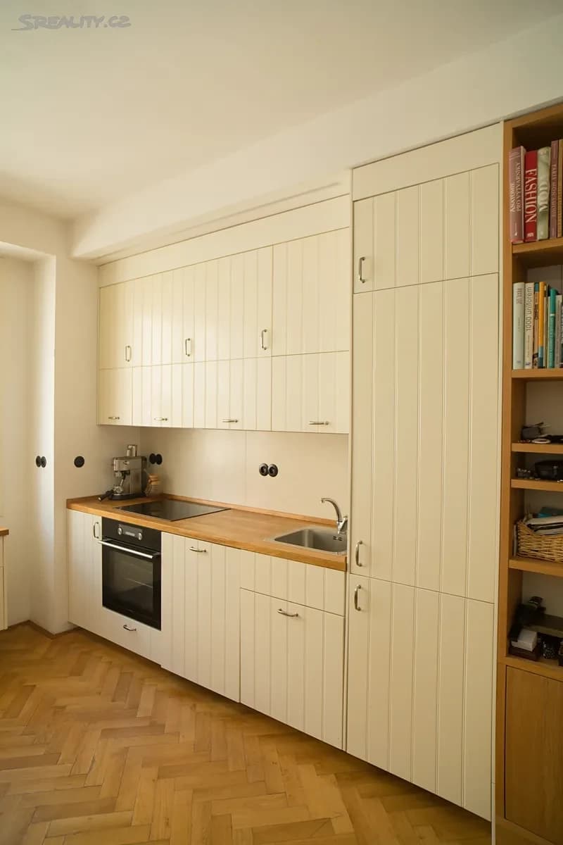 Predaj bytu 3-izbový 73 m², Vrázova, Praha, Praha Predaj bytu 3-izbový 73 m², Vrázova, Praha, Praha