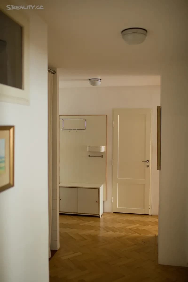 Predaj bytu 3-izbový 73 m², Vrázova, Praha, Praha Predaj bytu 3-izbový 73 m², Vrázova, Praha, Praha
