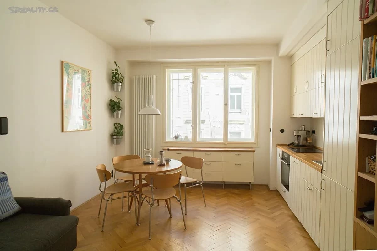 Predaj bytu 3-izbový 73 m², Vrázova, Praha, Praha Predaj bytu 3-izbový 73 m², Vrázova, Praha, Praha