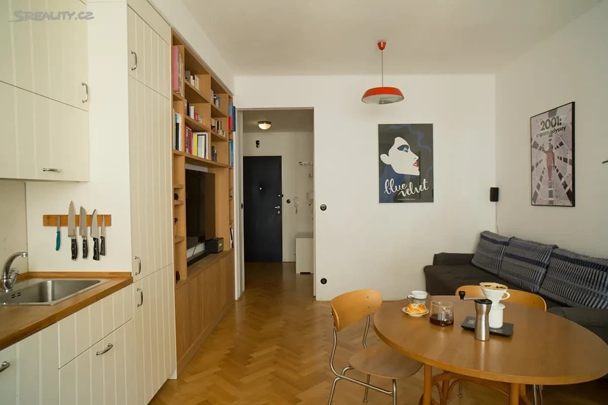 Predaj bytu 3-izbový 73 m², Vrázova, Praha, Praha Predaj bytu 3-izbový 73 m², Vrázova, Praha, Praha