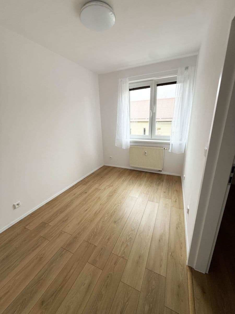 Predaj bytu 2-izbový 40 m², Polní, Český Těšín, Moravskoslezský kraj Predaj bytu 2-izbový 40 m², Polní, Český Těšín, Moravskoslezský kraj