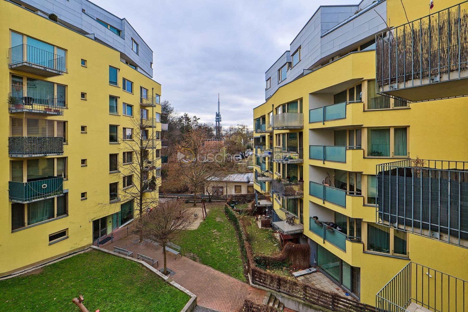 Predaj bytu 1-izbový 46 m², Jeseniova, Praha, Praha Predaj bytu 1-izbový 46 m², Jeseniova, Praha, Praha