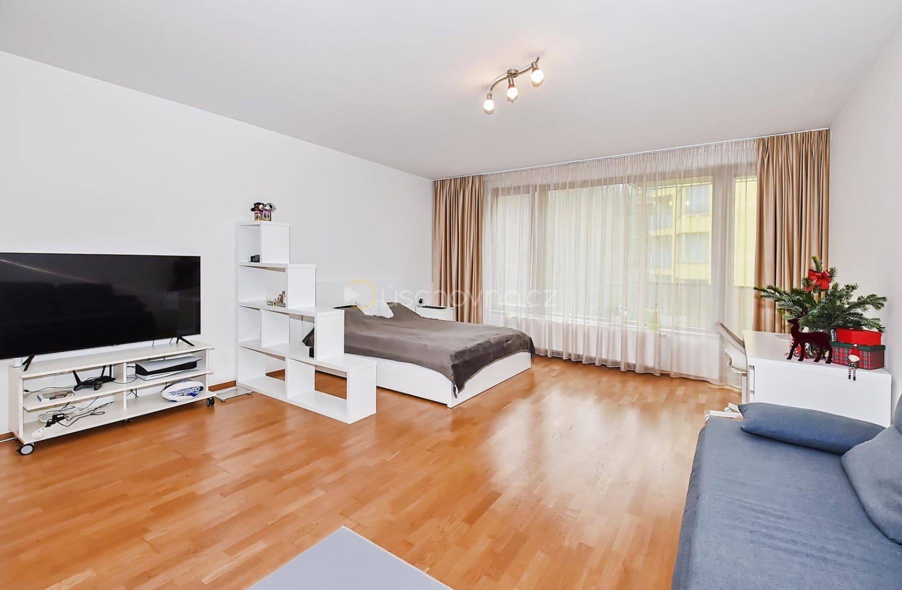 Predaj bytu 1-izbový 46 m², Jeseniova, Praha, Praha Predaj bytu 1-izbový 46 m², Jeseniova, Praha, Praha