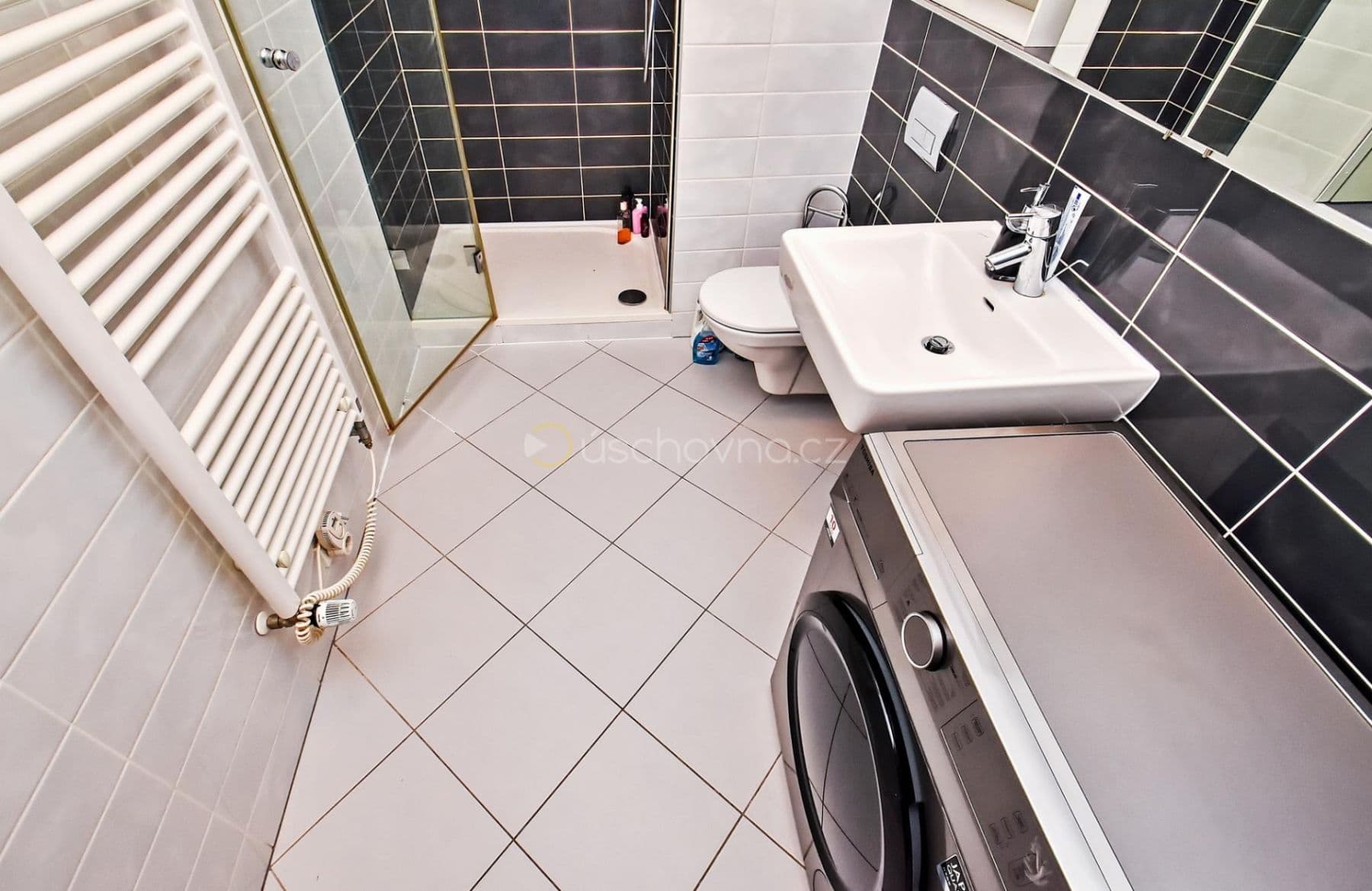 Predaj bytu 1-izbový 46 m², Jeseniova, Praha, Praha Predaj bytu 1-izbový 46 m², Jeseniova, Praha, Praha