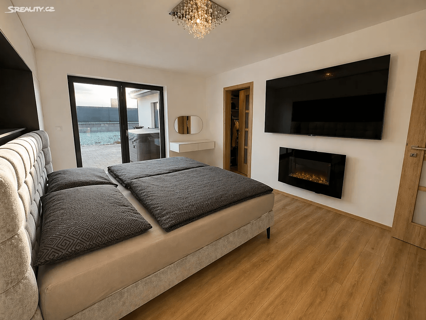 Predaj domu 159 m², pozemek 835 m², Pomněnková, Mukařov, Středočeský kraj Predaj domu 159 m², pozemek 835 m², Pomněnková, Mukařov, Středočeský kraj