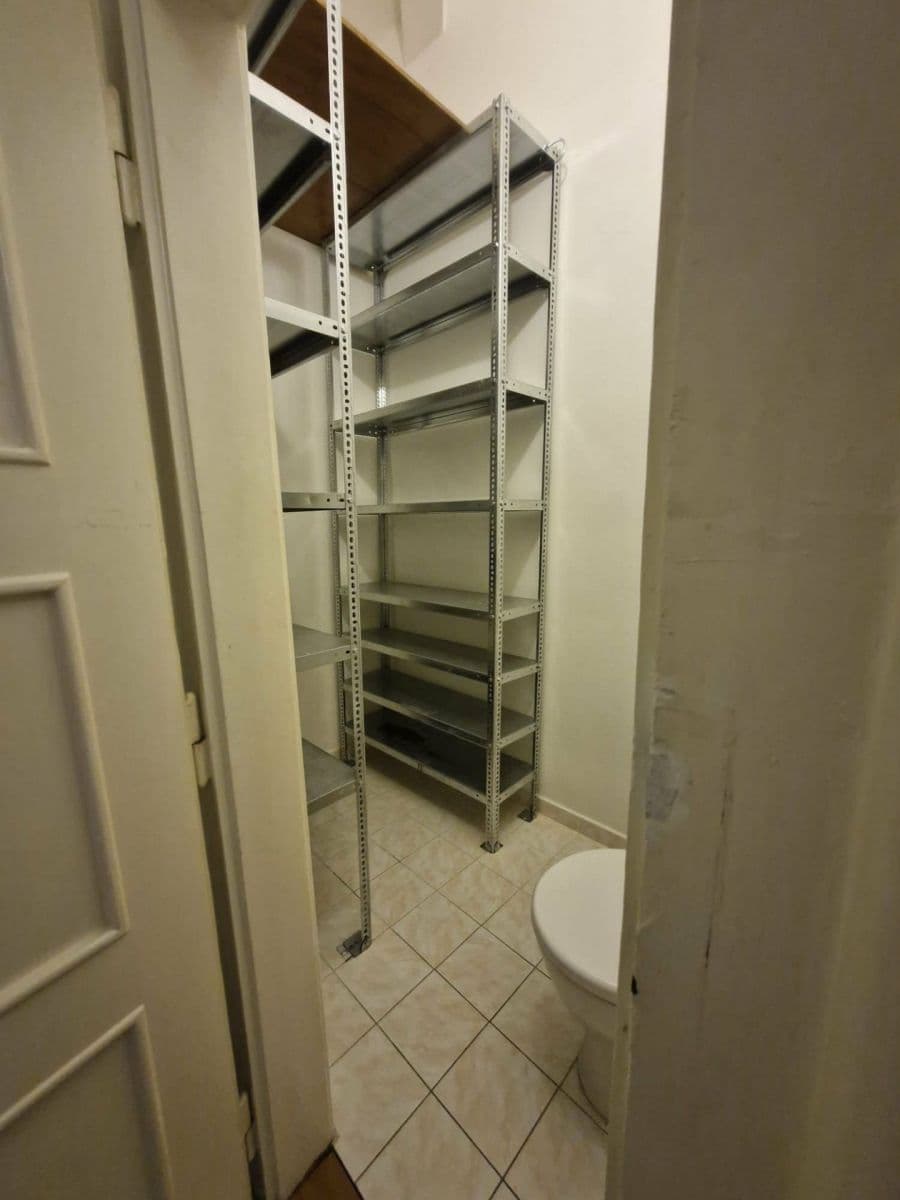 Prenájom bytu 3-izbový 85 m², Podskalská, Praha, Praha Prenájom bytu 3-izbový 85 m², Podskalská, Praha, Praha