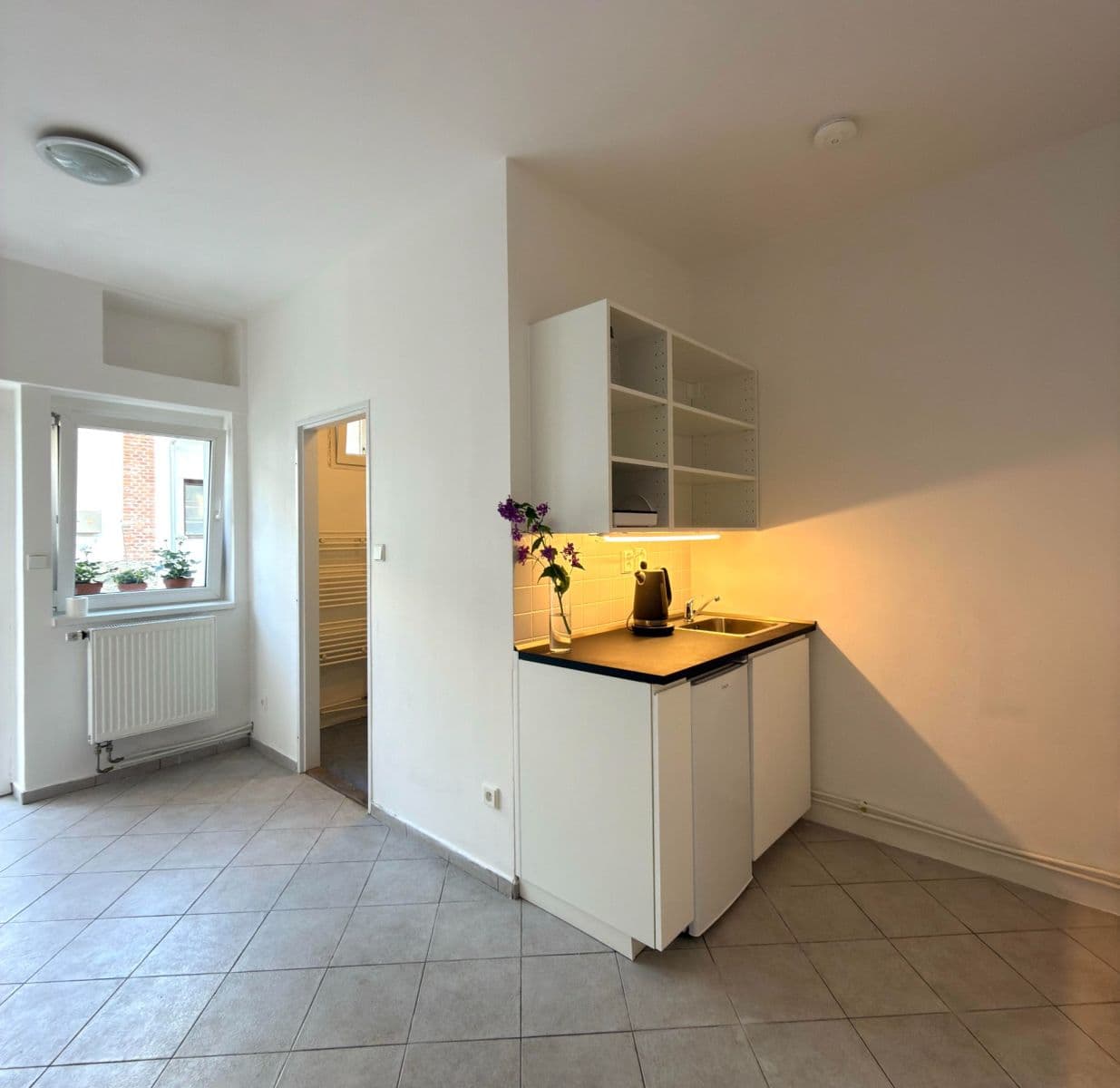 Prenájom bytu 1-izbový 15 m², Zbynická, Praha, Praha Prenájom bytu 1-izbový 15 m², Zbynická, Praha, Praha