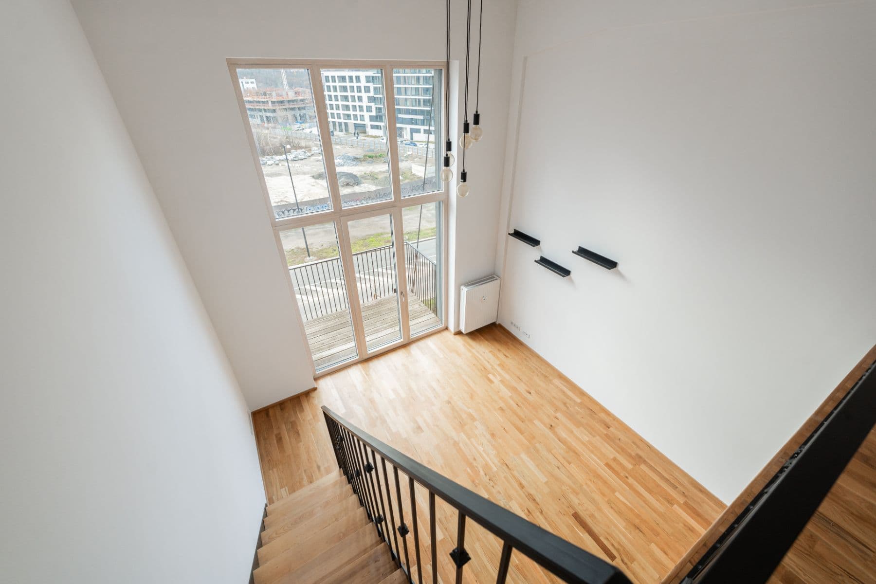 Prenájom bytu 3-izbový 84 m², Ambrožova, Praha, Praha Prenájom bytu 3-izbový 84 m², Ambrožova, Praha, Praha