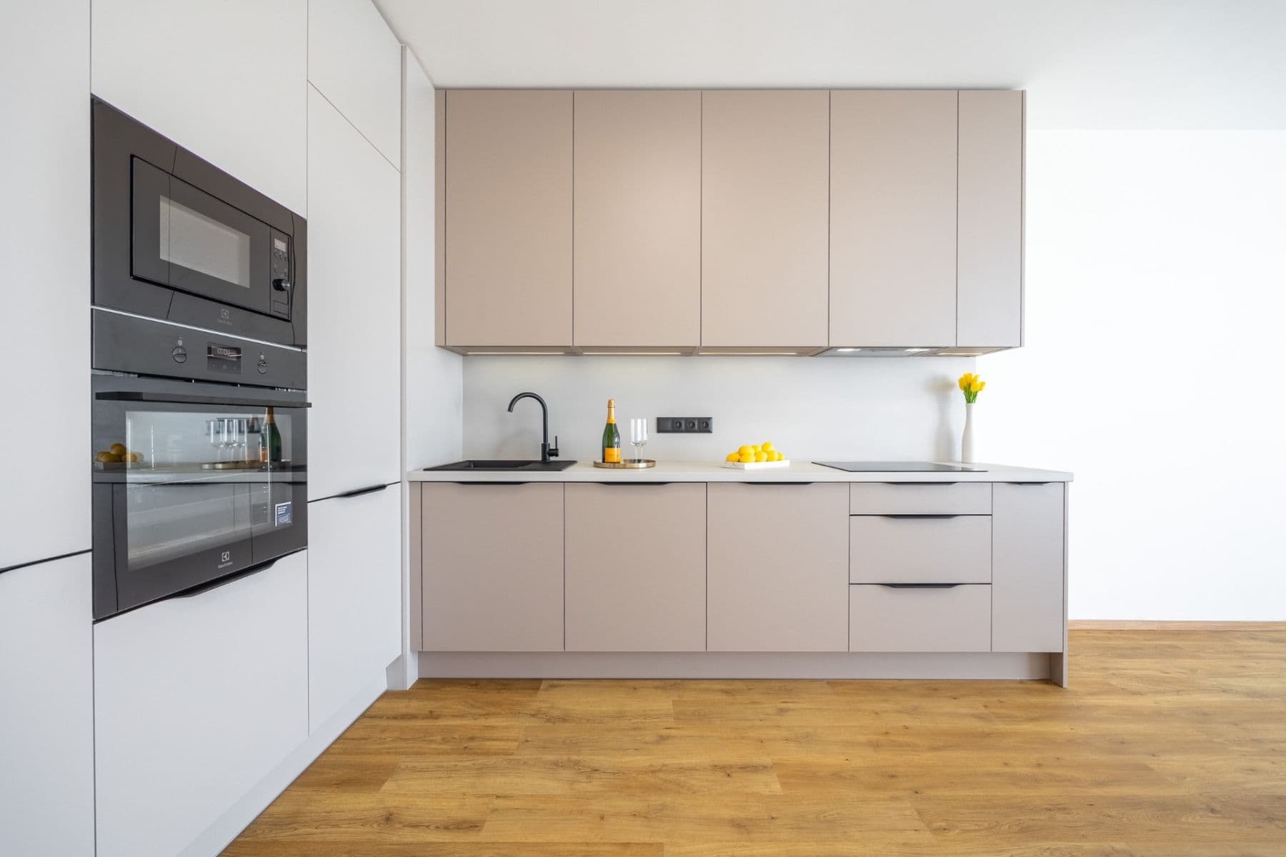 Predaj bytu 3-izbový 89 m², Sazovická, Praha, Praha Predaj bytu 3-izbový 89 m², Sazovická, Praha, Praha