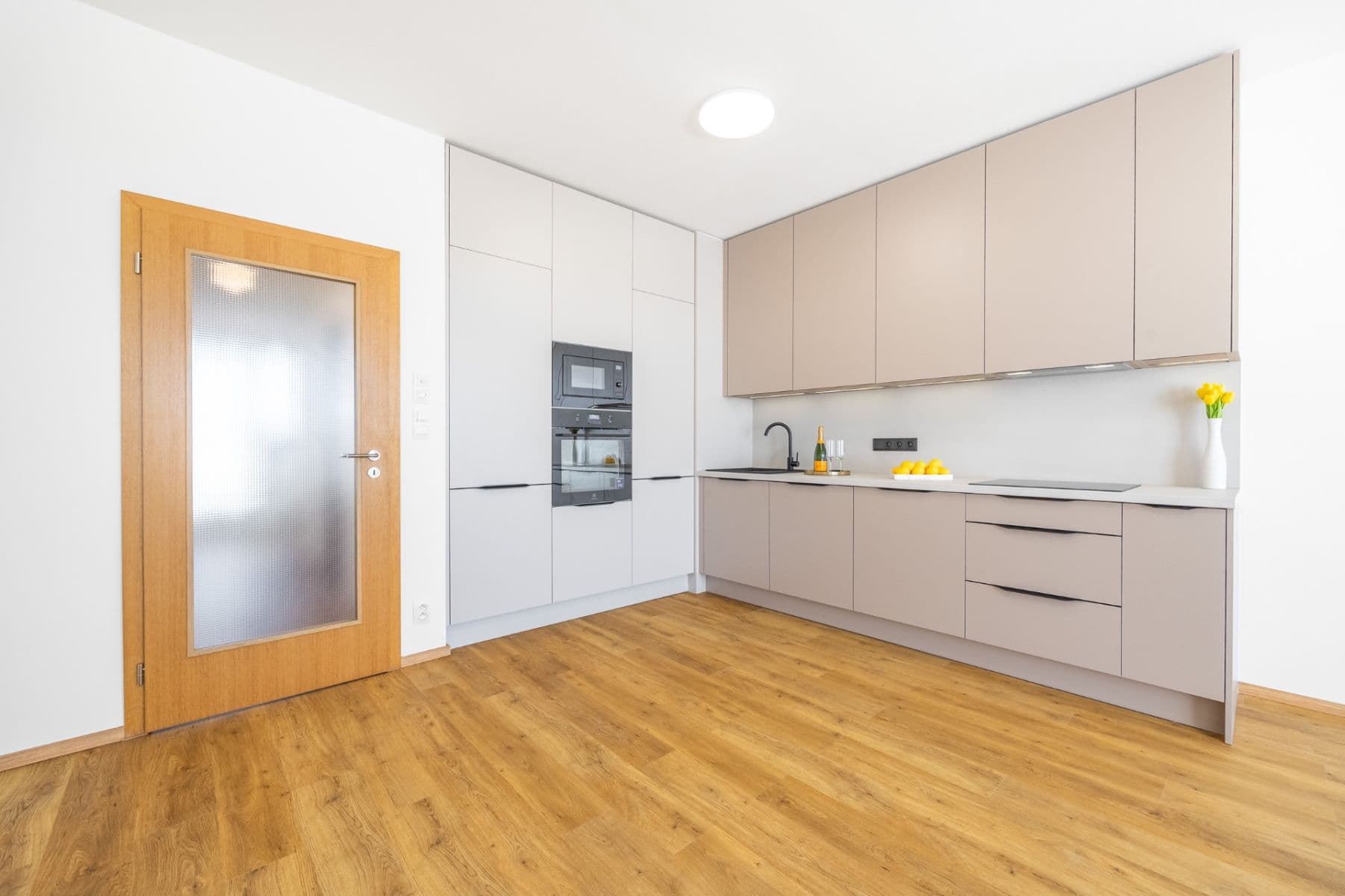Predaj bytu 3-izbový 89 m², Sazovická, Praha, Praha Predaj bytu 3-izbový 89 m², Sazovická, Praha, Praha