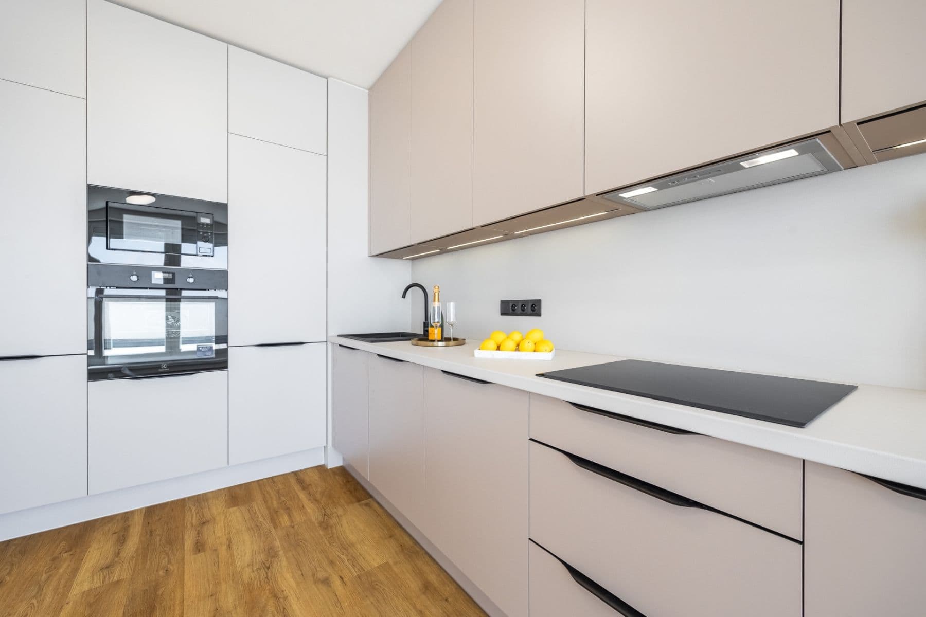 Predaj bytu 3-izbový 89 m², Sazovická, Praha, Praha Predaj bytu 3-izbový 89 m², Sazovická, Praha, Praha