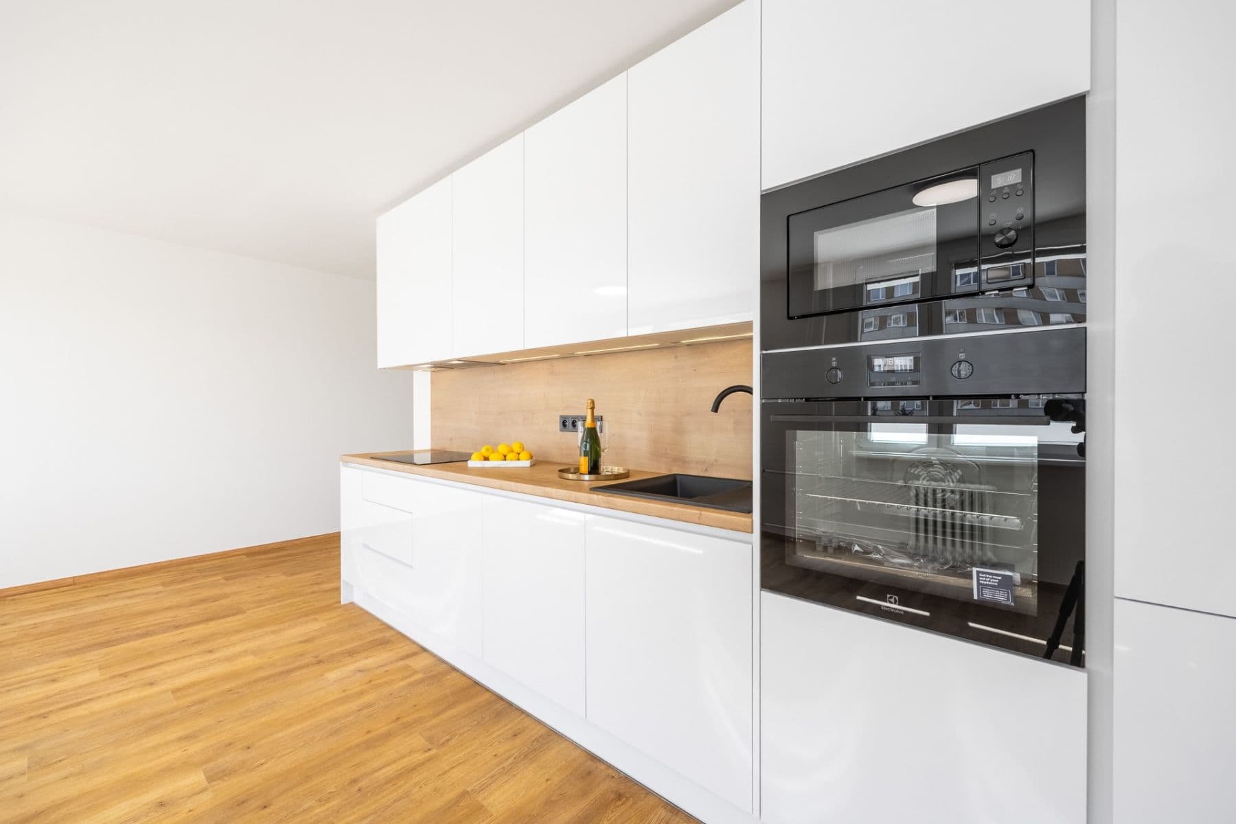 Predaj bytu 3-izbový 71 m², Jílovská, Praha, Praha Predaj bytu 3-izbový 71 m², Jílovská, Praha, Praha