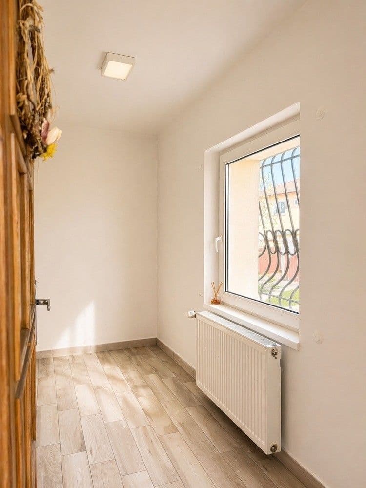 Predaj domu 165 m², pozemek 823 m², Vestecká, Vestec, Středočeský kraj Predaj domu 165 m², pozemek 823 m², Vestecká, Vestec, Středočeský kraj