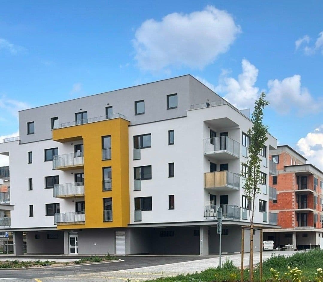 Prenájom bytu 2-izbový 56 m², U Kasáren, Dašice, Pardubický kraj Prenájom bytu 2-izbový 56 m², U Kasáren, Dašice, Pardubický kraj