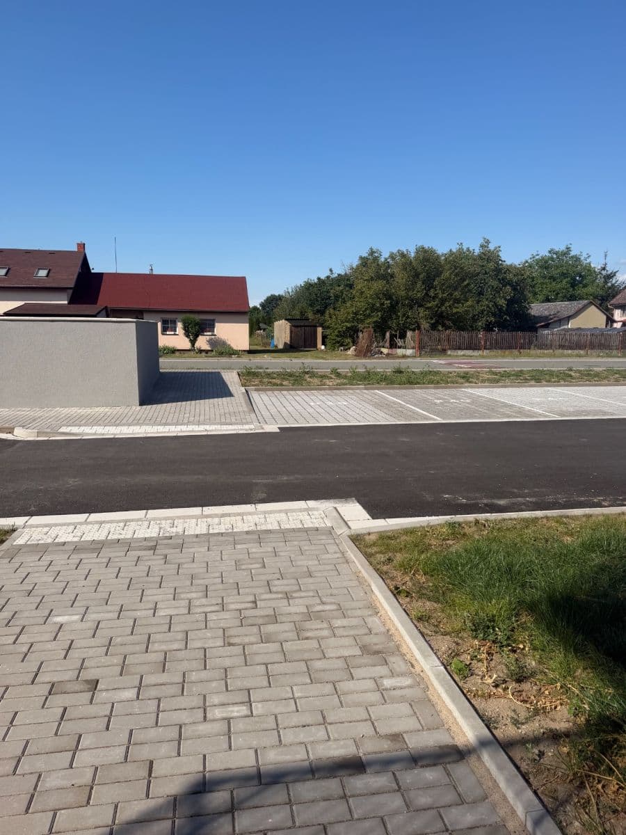Prenájom bytu 2-izbový 56 m², U Kasáren, Dašice, Pardubický kraj Prenájom bytu 2-izbový 56 m², U Kasáren, Dašice, Pardubický kraj