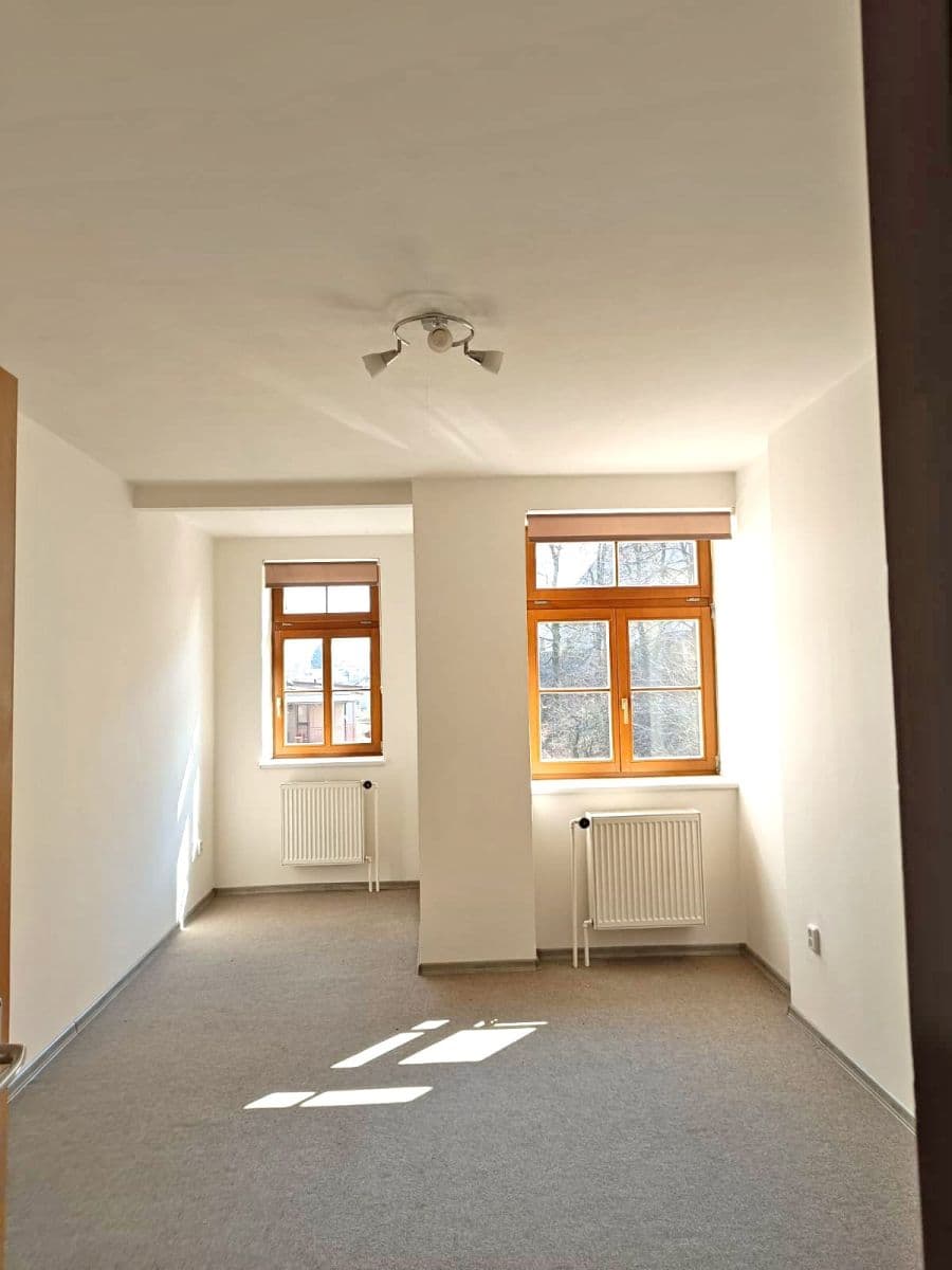Predaj bytu 3-izbový 74 m², Dolní Čermná, Pardubický kraj Predaj bytu 3-izbový 74 m², Dolní Čermná, Pardubický kraj