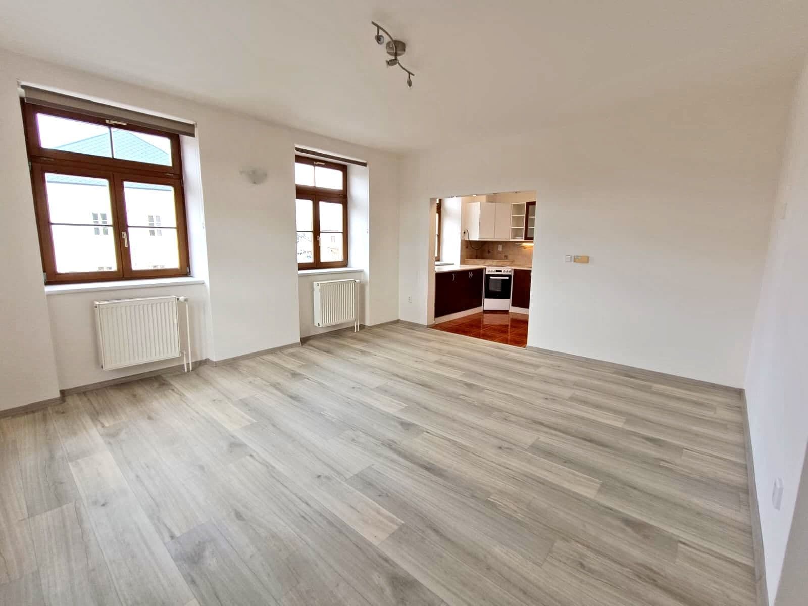 Predaj bytu 3-izbový 74 m², Dolní Čermná, Pardubický kraj Predaj bytu 3-izbový 74 m², Dolní Čermná, Pardubický kraj
