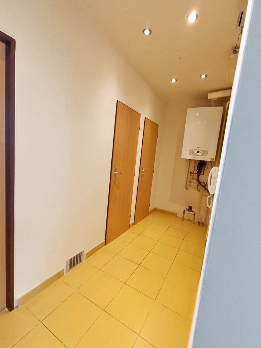 Predaj bytu 3-izbový 74 m², Dolní Čermná, Pardubický kraj Predaj bytu 3-izbový 74 m², Dolní Čermná, Pardubický kraj