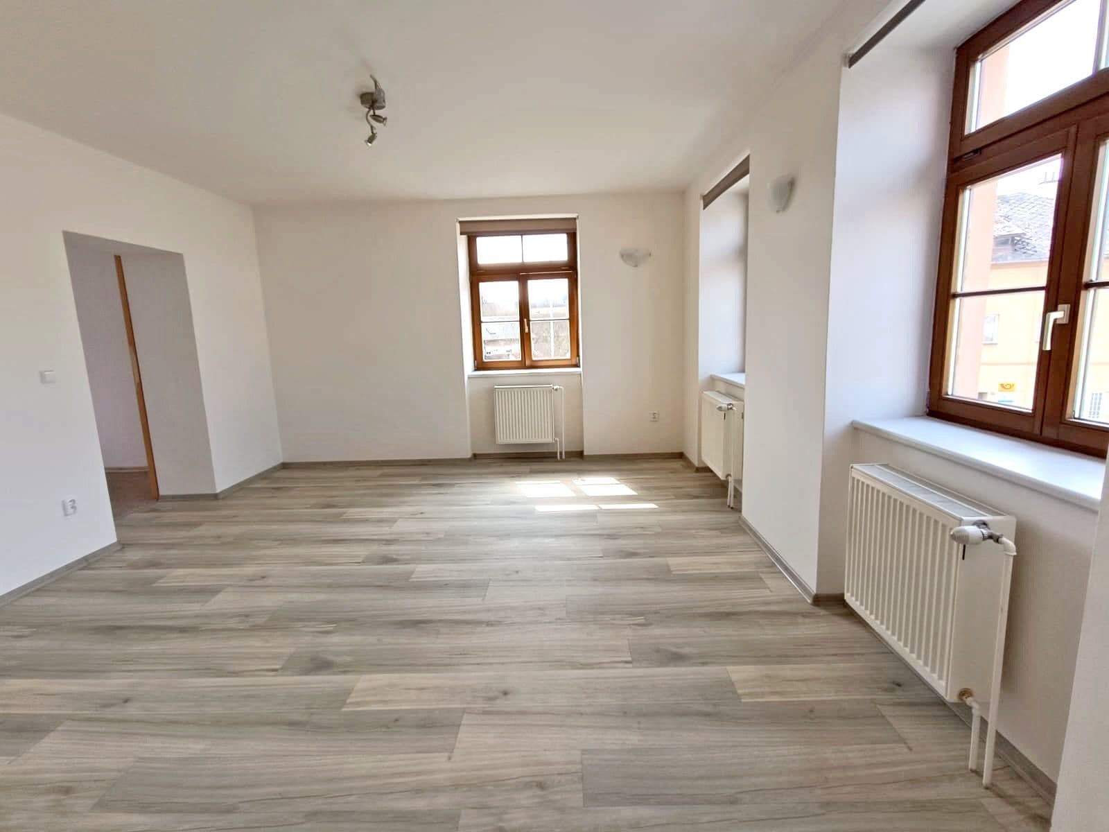 Predaj bytu 3-izbový 74 m², Dolní Čermná, Pardubický kraj Predaj bytu 3-izbový 74 m², Dolní Čermná, Pardubický kraj