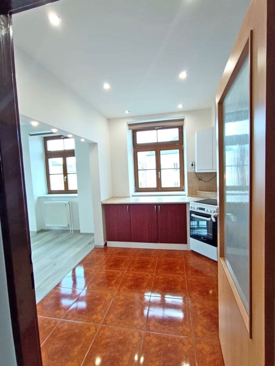 Predaj bytu 3-izbový 74 m², Dolní Čermná, Pardubický kraj Predaj bytu 3-izbový 74 m², Dolní Čermná, Pardubický kraj