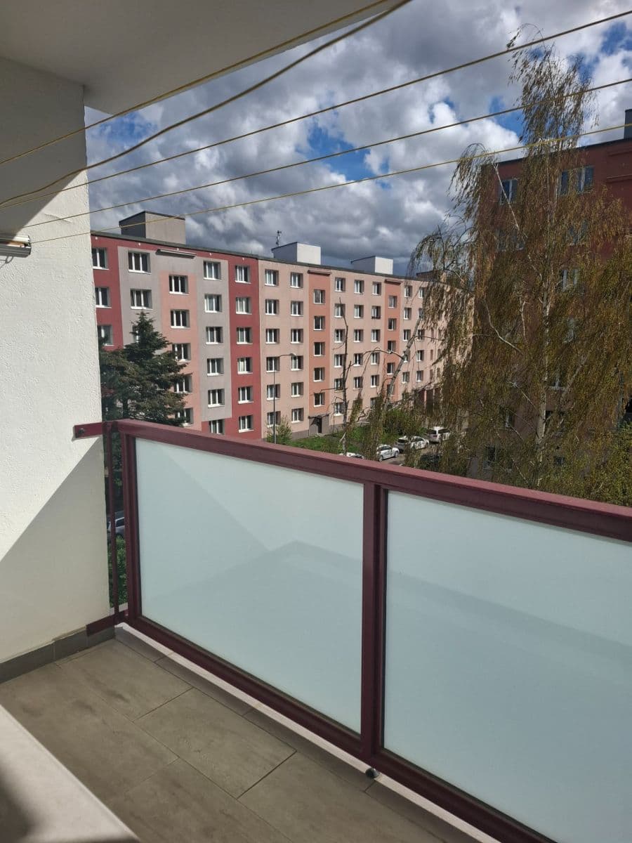 Prenájom bytu 2-izbový 57 m², Pod Vrchem, Plzeň, Plzeňský kraj Prenájom bytu 2-izbový 57 m², Pod Vrchem, Plzeň, Plzeňský kraj