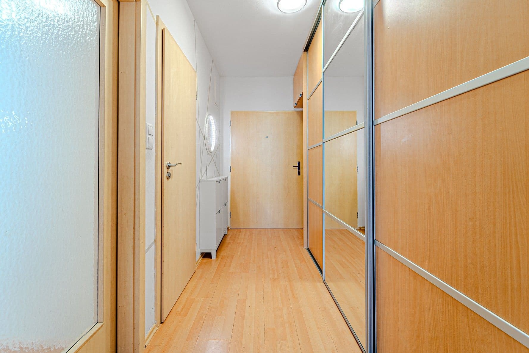 Predaj bytu 2-izbový 51 m², U Hostavického potoka, Praha, Praha Predaj bytu 2-izbový 51 m², U Hostavického potoka, Praha, Praha