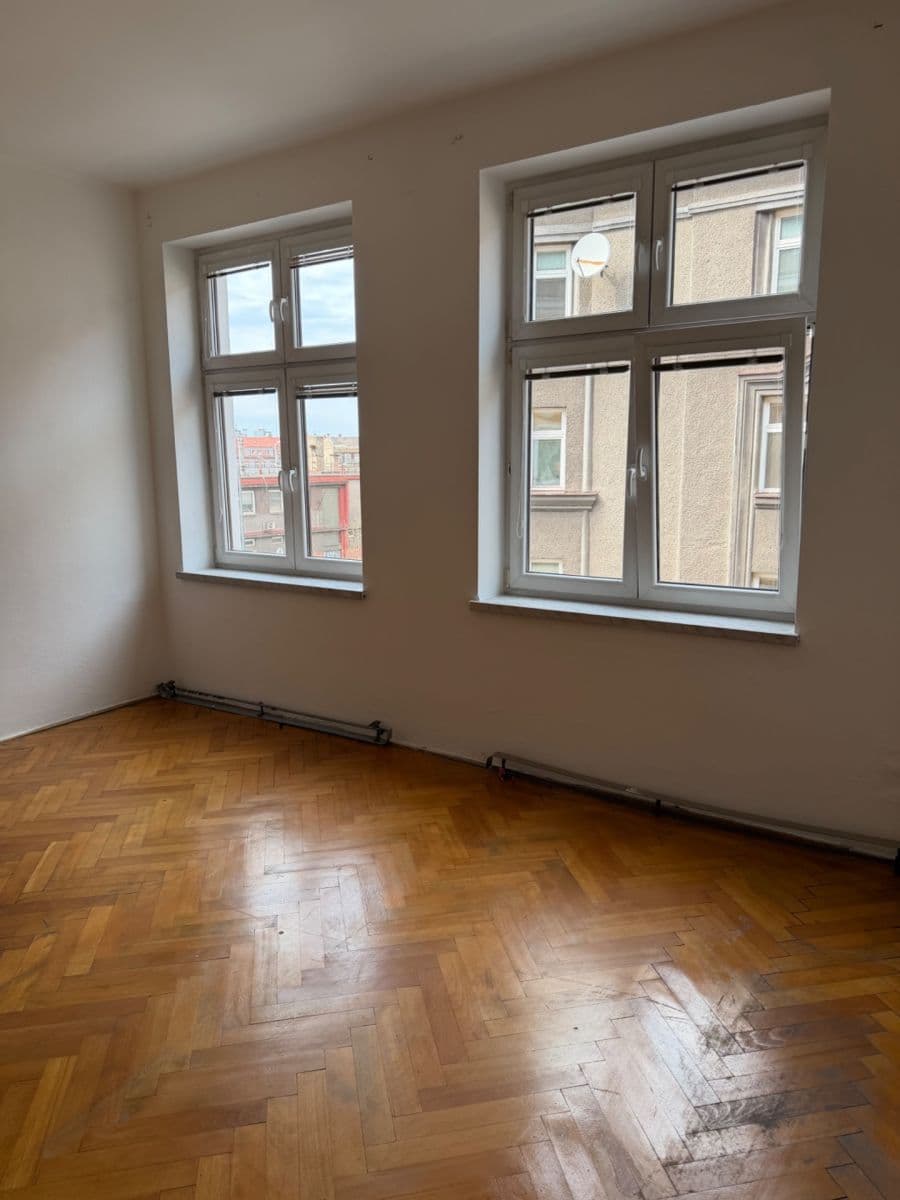 Predaj bytu 3-izbový 79 m², Nádražní, Český Těšín, Moravskoslezský kraj Predaj bytu 3-izbový 79 m², Nádražní, Český Těšín, Moravskoslezský kraj