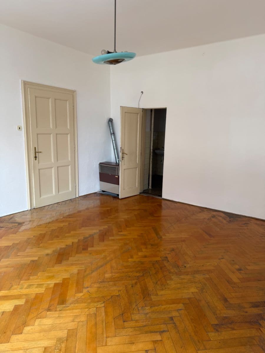 Predaj bytu 3-izbový 79 m², Nádražní, Český Těšín, Moravskoslezský kraj Predaj bytu 3-izbový 79 m², Nádražní, Český Těšín, Moravskoslezský kraj