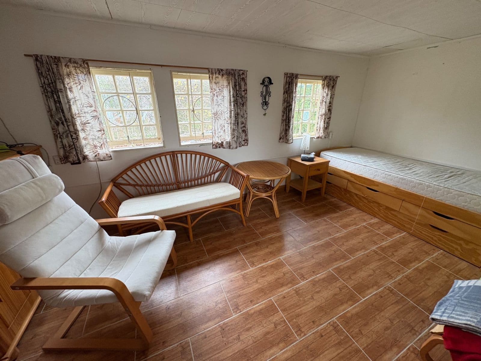 Predaj rekreačného objektu 38 m², pozemek 116 m², Černošice, Středočeský kraj Predaj rekreačného objektu 38 m², pozemek 116 m², Černošice, Středočeský kraj