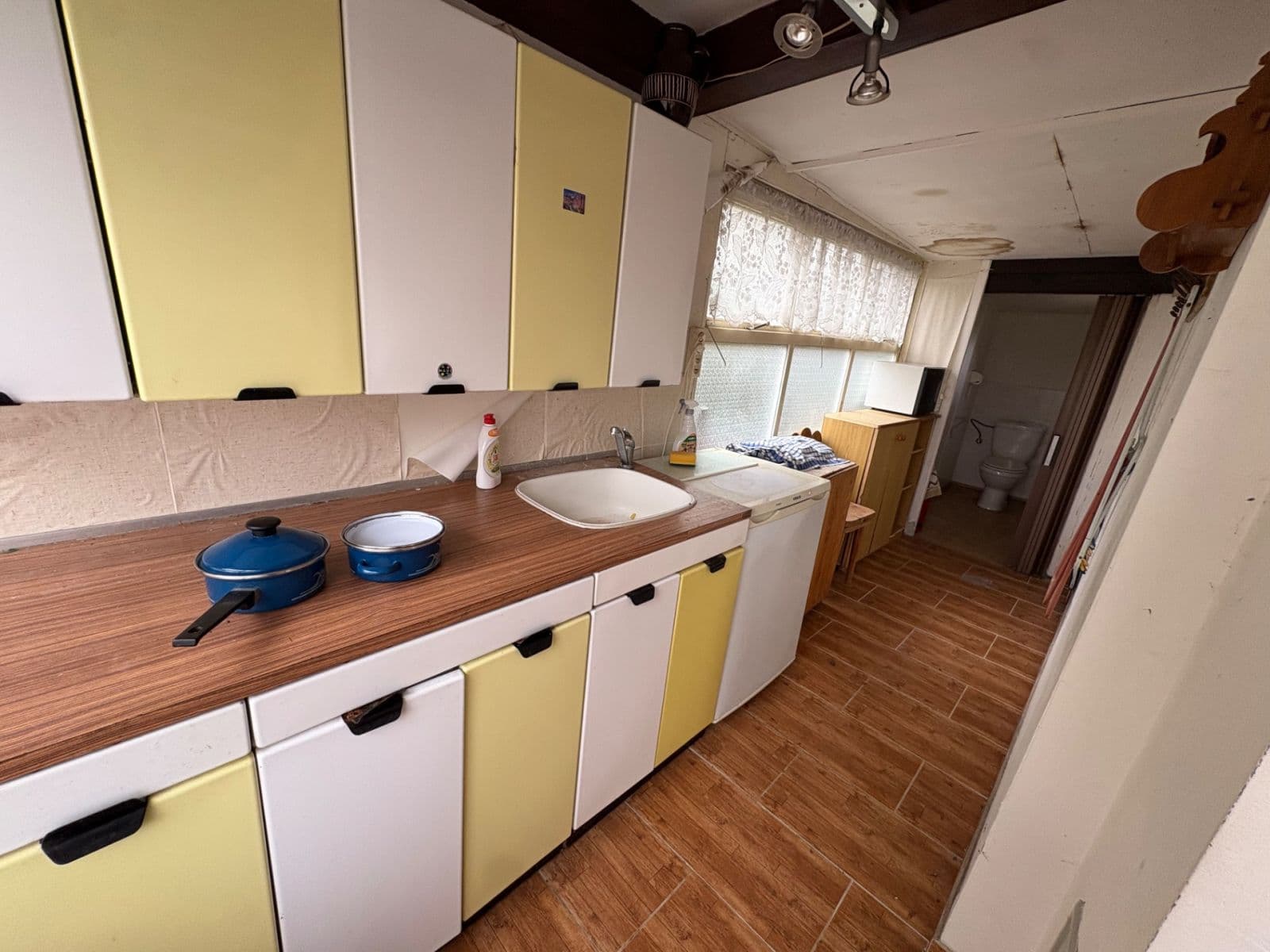 Predaj rekreačného objektu 38 m², pozemek 116 m², Černošice, Středočeský kraj Predaj rekreačného objektu 38 m², pozemek 116 m², Černošice, Středočeský kraj