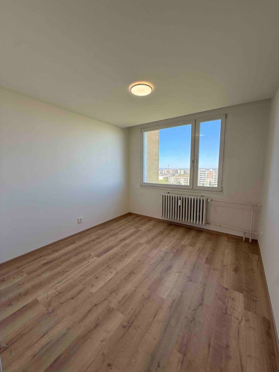 Prenájom bytu 3-izbový 75 m², Zdiměřická, Praha, Praha Prenájom bytu 3-izbový 75 m², Zdiměřická, Praha, Praha